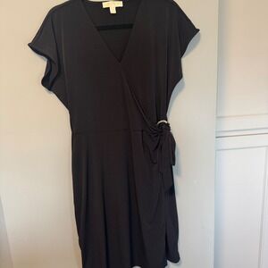 Michael Kors Black Dress XL V Neck Wrap Style with Ring Detail‎ knee length
